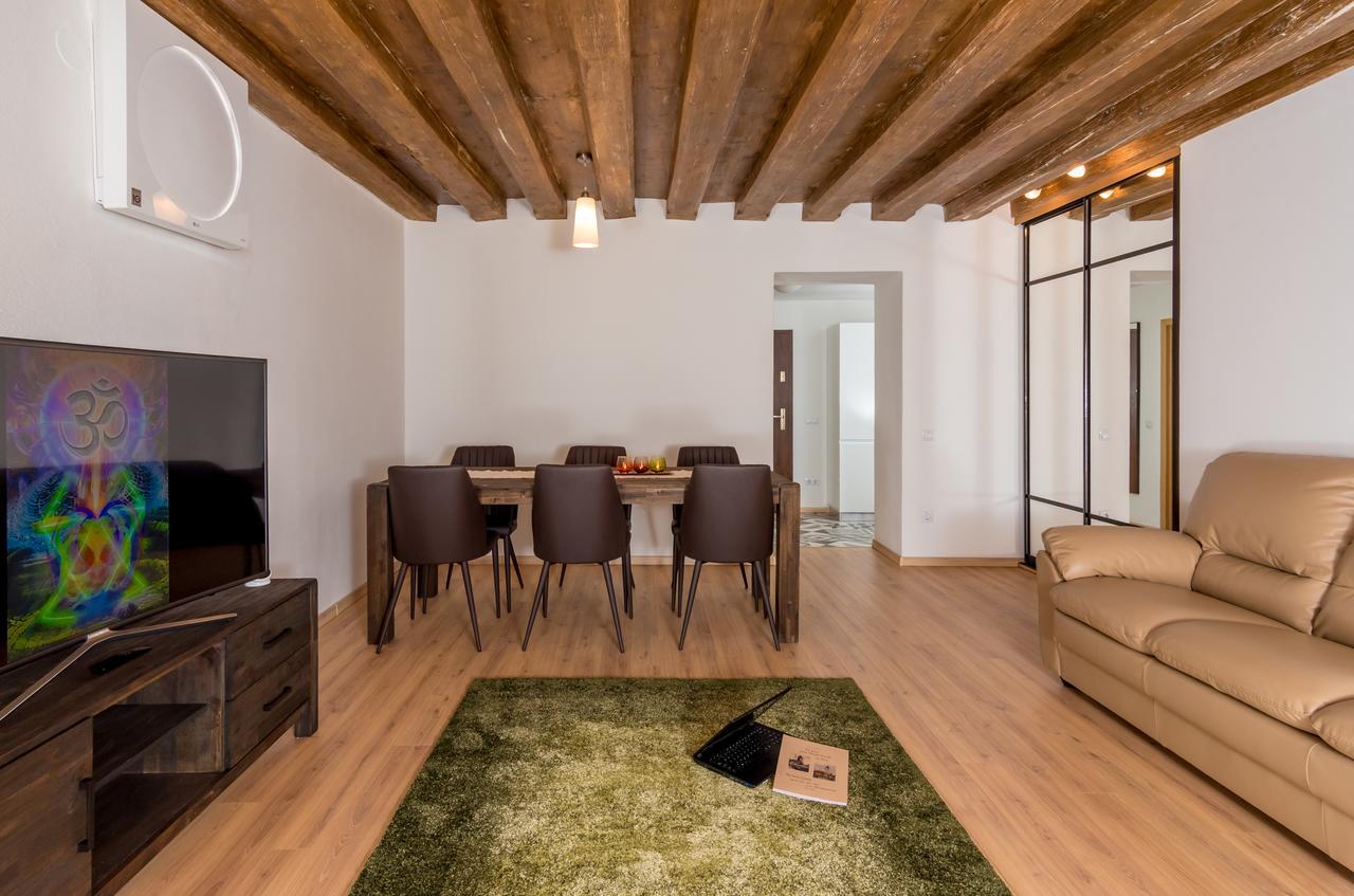 Casa Nicolae Luxury Suites Σίμπιου Εξωτερικό φωτογραφία